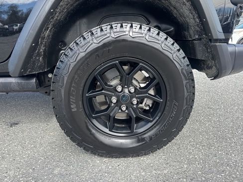 Used 2025 Jeep Wrangler Willys 4xe image 29