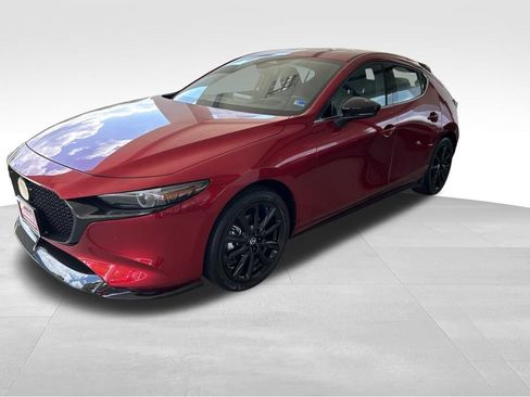 New 2026 MAZDA MAZDA3 Hatchback w/Premium Plus Pkg AWD/4WD image 2
