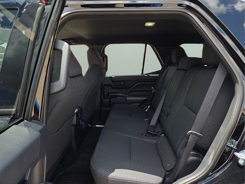New 2026 Toyota 4Runner SR5 AWD/4WD image 14