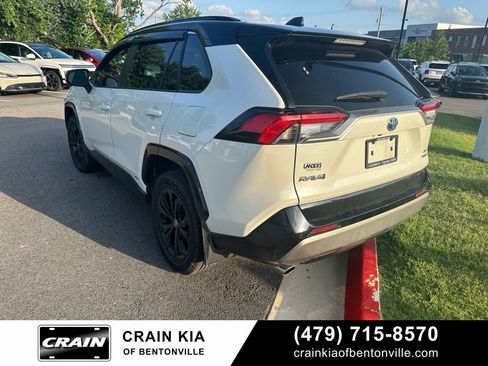 Used 2022 Toyota RAV4 XSE AWD/4WD image 7