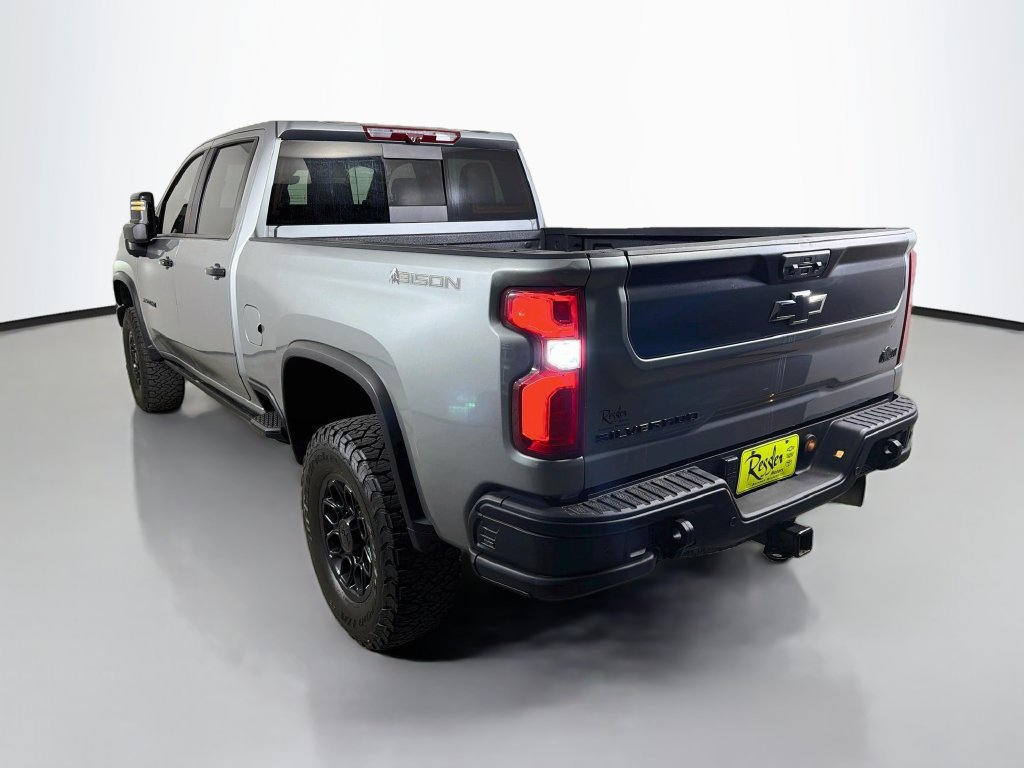 Used 2024 Chevrolet Silverado 2500 ZR2 w/ ZR2 Bison Edition AWD/4WD image 8