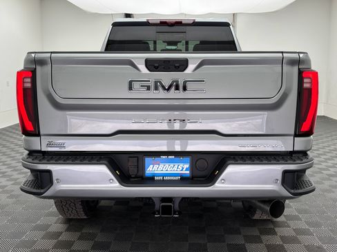 New 2026 GMC Sierra 2500 Denali Ultimate AWD/4WD image 11