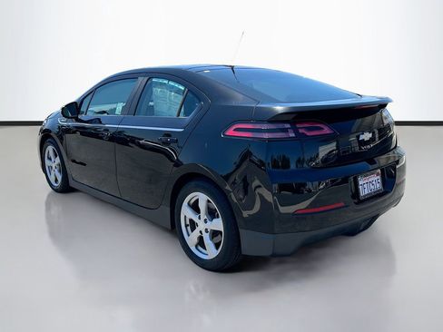 Used 2014 Chevrolet Volt FWD image 7