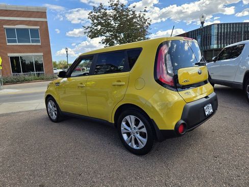Used 2014 Kia Soul + image 7