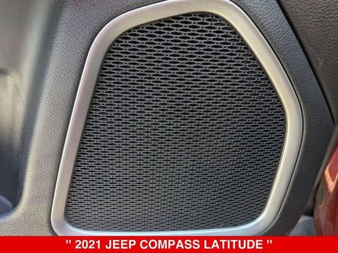 Used 2021 Jeep Compass Latitude w/ Convenience Group AWD/4WD image 14