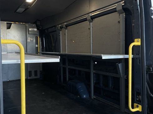 Used 2020 Ford Transit 250 148 High Roof Extended image 12