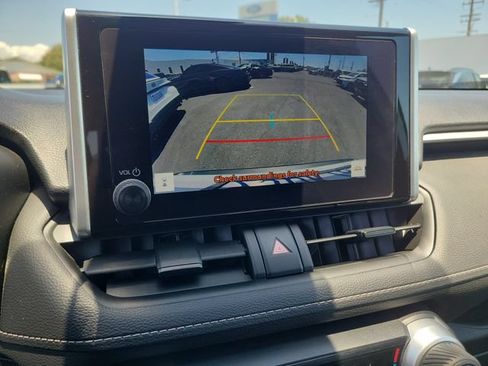 Used 2023 Toyota RAV4 LE FWD image 22
