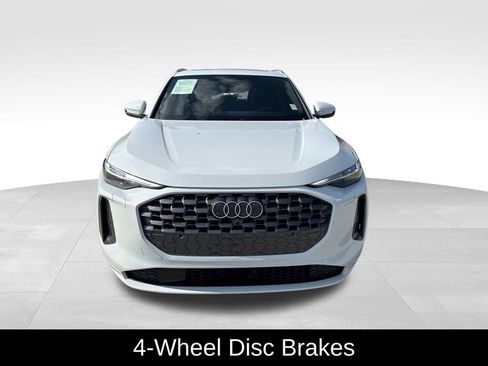 Used 2025 Audi Q5 Premium Plus AWD/4WD image 2