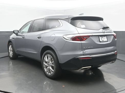 Used 2023 Buick Enclave Essence w/ Experience Buick Package AWD/4WD image 4