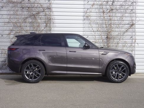 New 2026 Land Rover Range Rover Sport SE AWD/4WD image 7