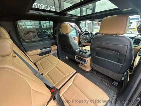 Used 2022 Ford F150 Lariat w/ Equipment Group 502A High image 21