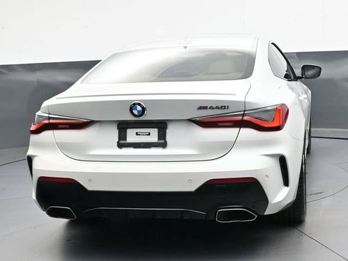 Used 2022 BMW M440i Coupe w/ Premium Package image 4