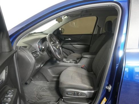 Used 2022 Chevrolet Equinox LT FWD image 27