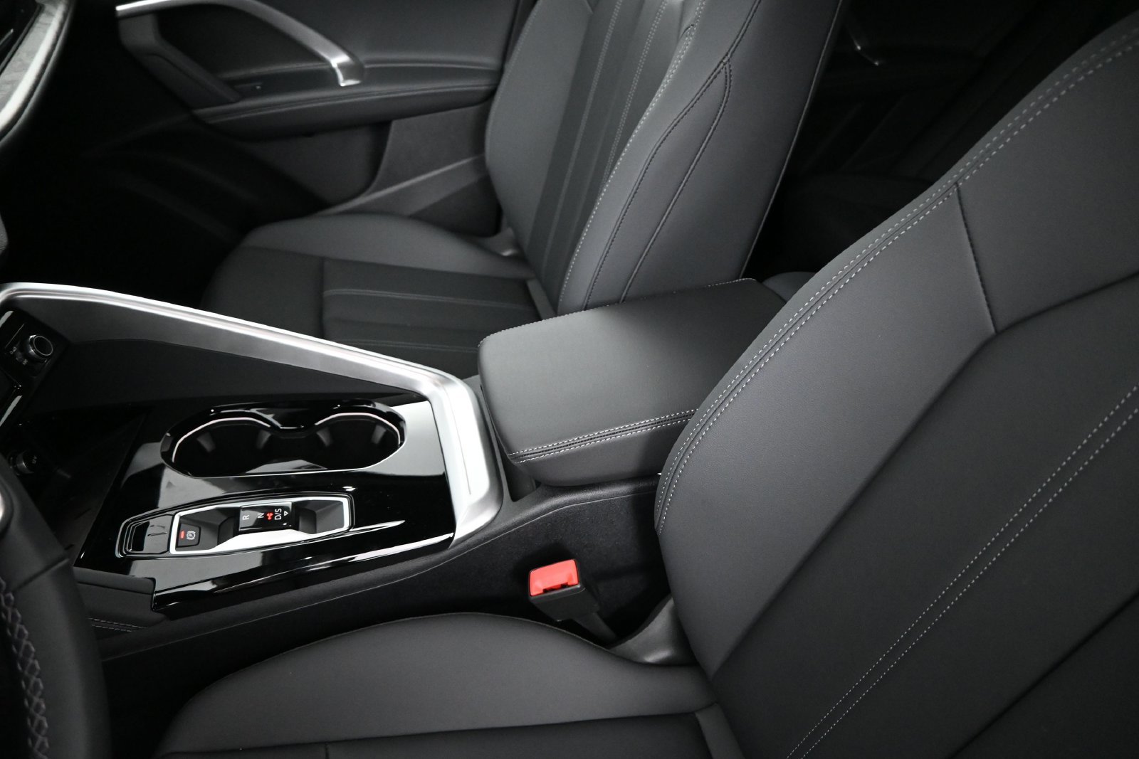 New 2026 Audi Q5 Premium AWD/4WD image 9