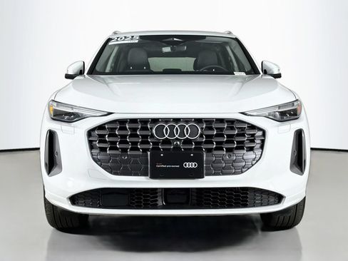 Certified 2025 Audi Q5 Premium Plus w/ Premium Plus AWD/4WD image 2
