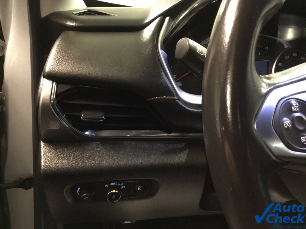 Used 2018 Chevrolet Traverse LT AWD/4WD image 23