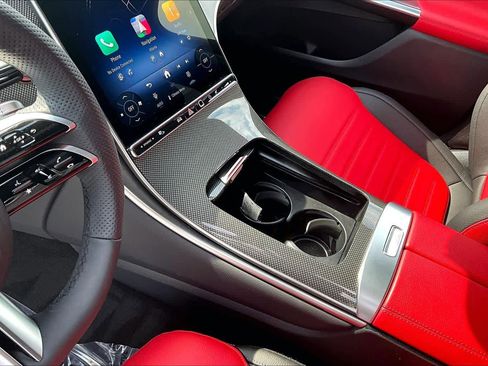 Used 2026 Mercedes-Benz GLC 300 4MATIC image 17