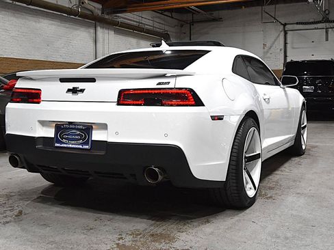 Used 2014 Chevrolet Camaro SS w/ RS Package RWD image 5