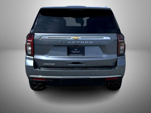 Used 2021 Chevrolet Suburban High Country AWD/4WD image 6