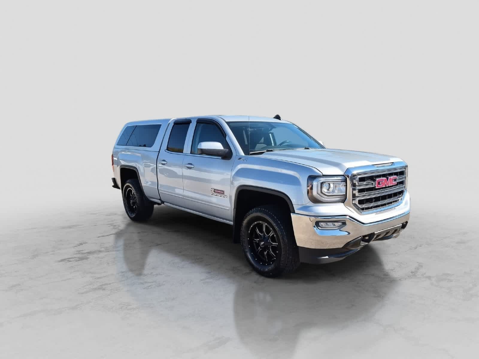 Used 2016 GMC Sierra 1500 SLE w/ Suspension Package, Off-Road AWD/4WD image 2
