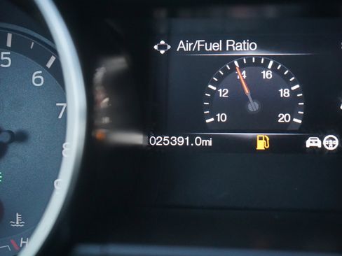 Used 2017 Ford Mustang Shelby GT350 w/ Electronics Package image 46