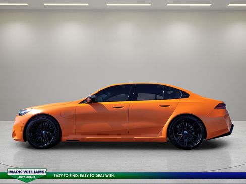 Used 2026 BMW M5 w/ Carbon Package AWD/4WD image 7