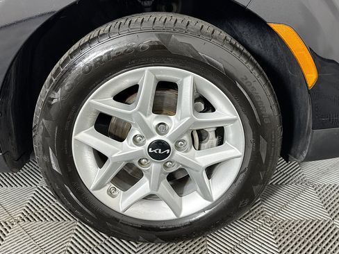 Used 2022 Kia Soul S FWD image 30