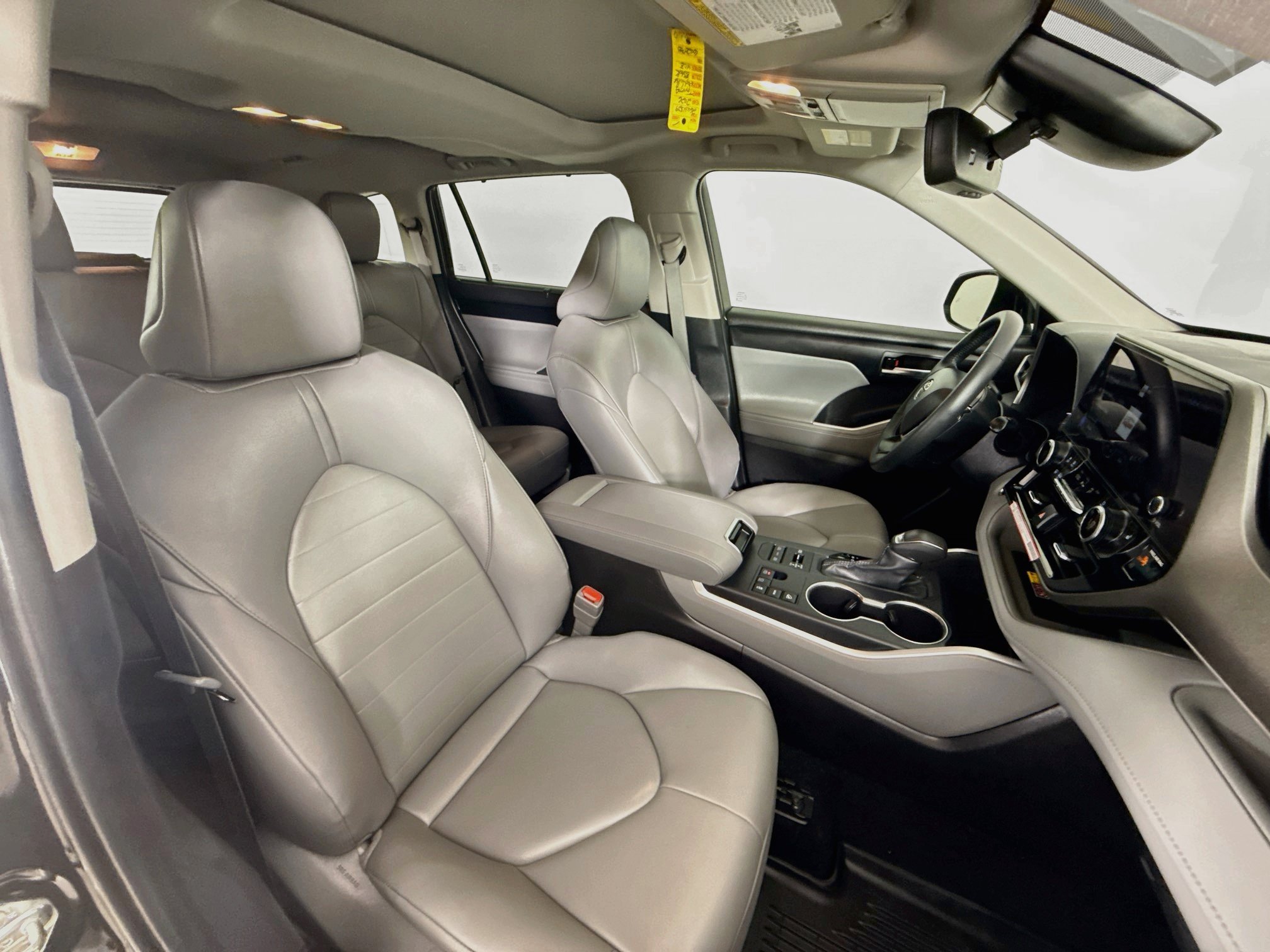 Certified 2026 Toyota Highlander XLE AWD/4WD image 31