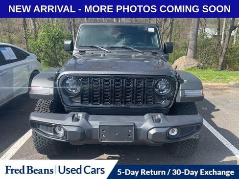 Used 2025 Jeep Wrangler Unlimited Sport S 4xe image 2