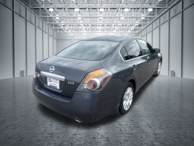 Used 2011 Nissan Altima 2.5 S FWD image 5