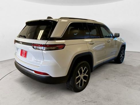 New 2026 Jeep Grand Cherokee Limited AWD/4WD image 6
