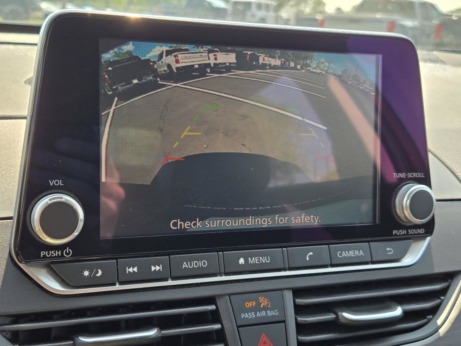 Used 2025 Nissan Altima 2.5 SV FWD image 29