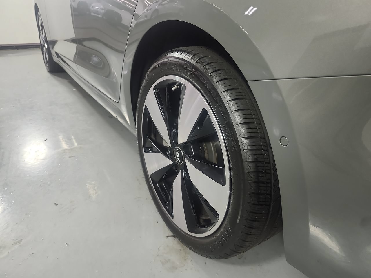 Used 2025 Audi A5 2.0T Premium Plus w/ Premium Plus AWD/4WD image 8