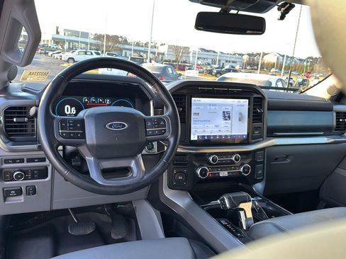 Used 2023 Ford F150 Lariat AWD/4WD image 16