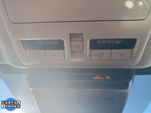 Used 2024 MAZDA MAZDA3 s image 22