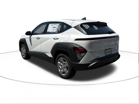 New 2026 Hyundai Kona SE FWD image 5