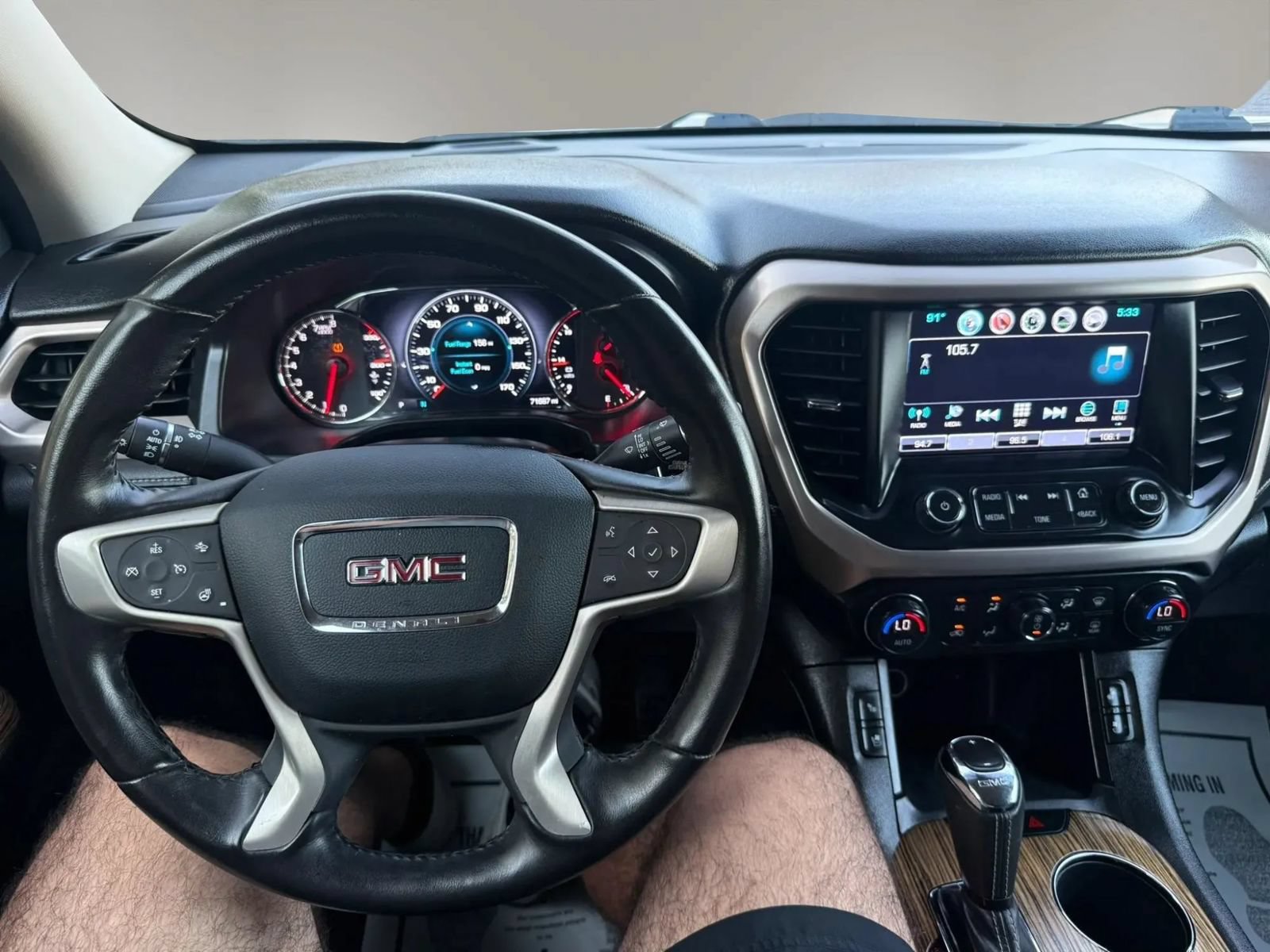Used 2019 GMC Acadia Denali w/ Technology Package FWD image 36