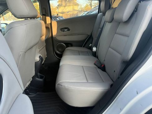 Used 2016 Honda HR-V EX-L image 9