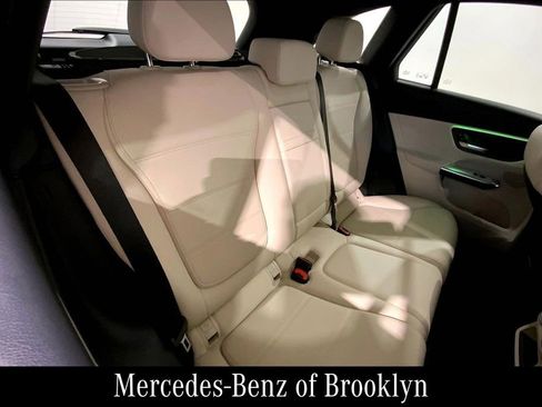 Certified 2026 Mercedes-Benz GLC 300 4MATIC image 20