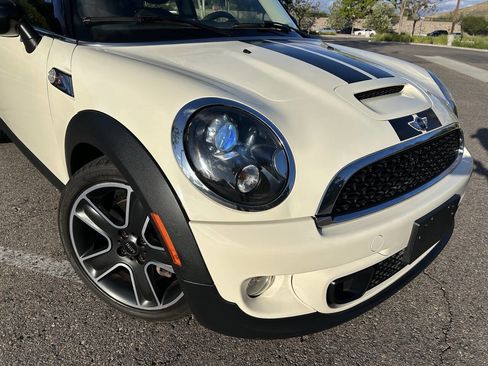 Used 2013 MINI Cooper S FWD image 6