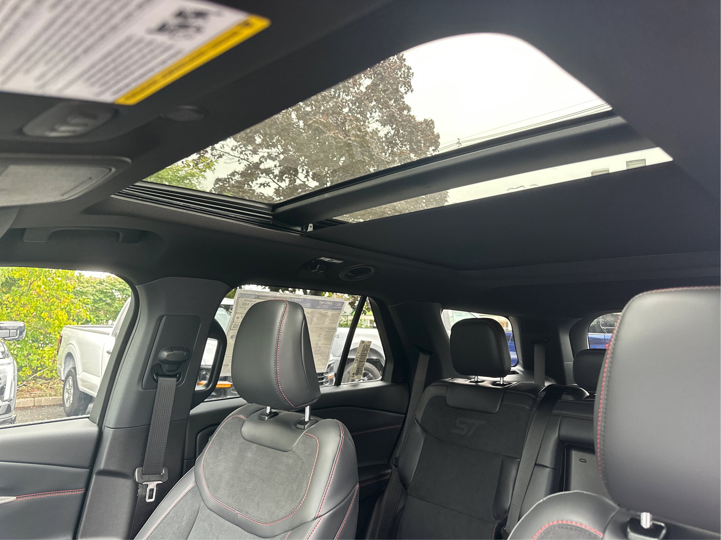New 2027 Ford Explorer ST AWD/4WD image 23