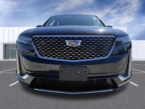 Certified 2023 Cadillac XT6 Premium Luxury FWD image 7