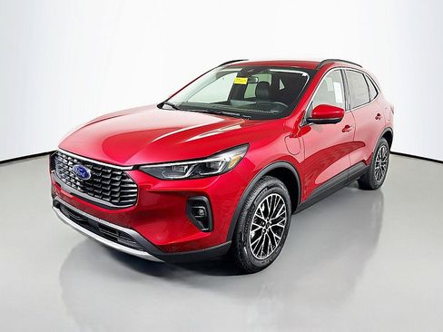 New 2025 Ford Escape PHEV FWD w/ PHEV Premium Package image 3