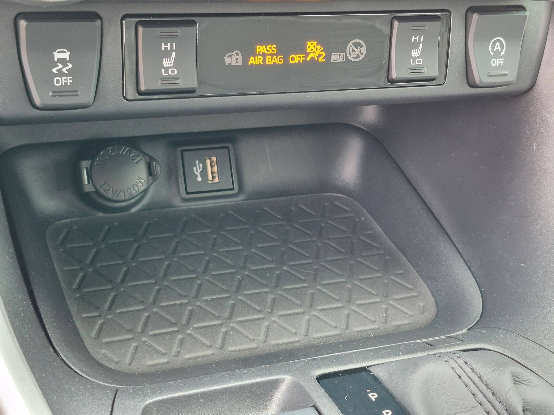 Used 2024 Toyota RAV4 XLE Premium w/ Weather Package AWD/4WD image 20