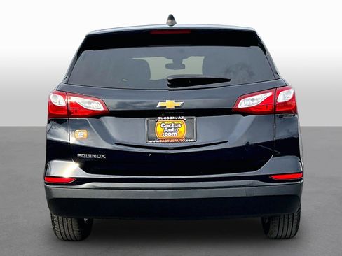 Used 2021 Chevrolet Equinox LS w/ LS Convenience Package image 4