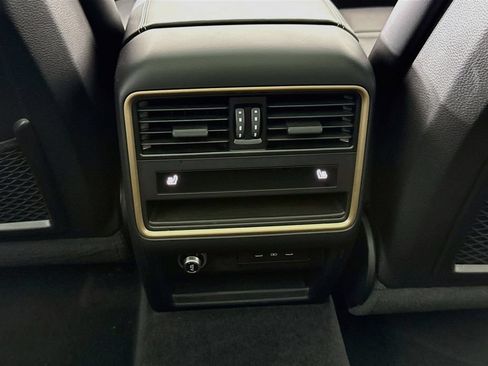 Certified 2024 Porsche Cayenne AWD/4WD image 26