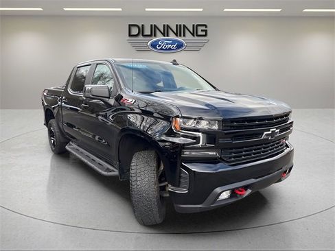 Used 2021 Chevrolet Silverado 1500 LT Trail Boss w/ Convenience Package II image 4