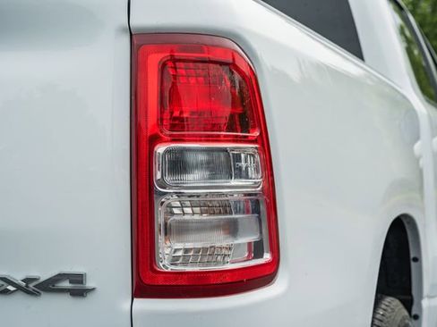 Used 2022 RAM 1500 Big Horn AWD/4WD image 7