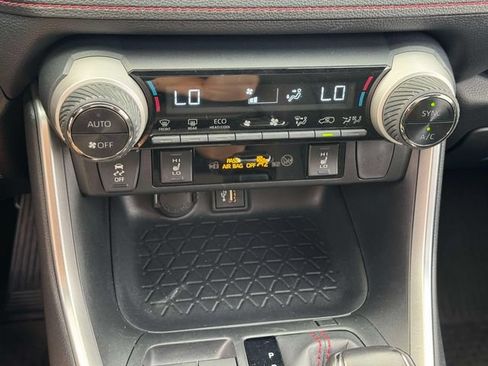 Used 2023 Toyota RAV4 SE w/ Weather & Moonroof Package AWD/4WD image 36