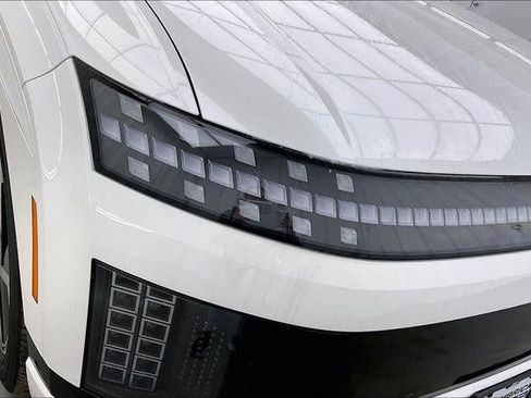 New 2026 Hyundai Ioniq 9 Calligraphy image 34